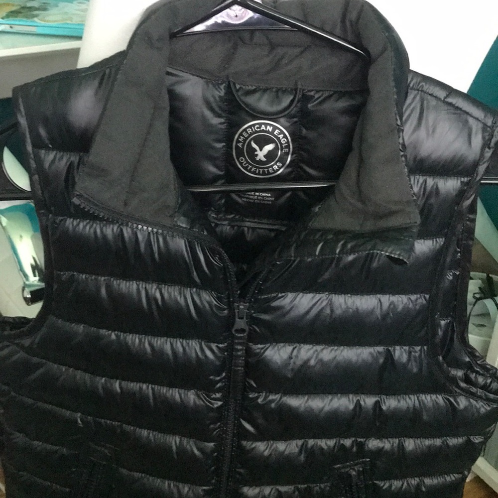 American Eagle outfitters puffer vest